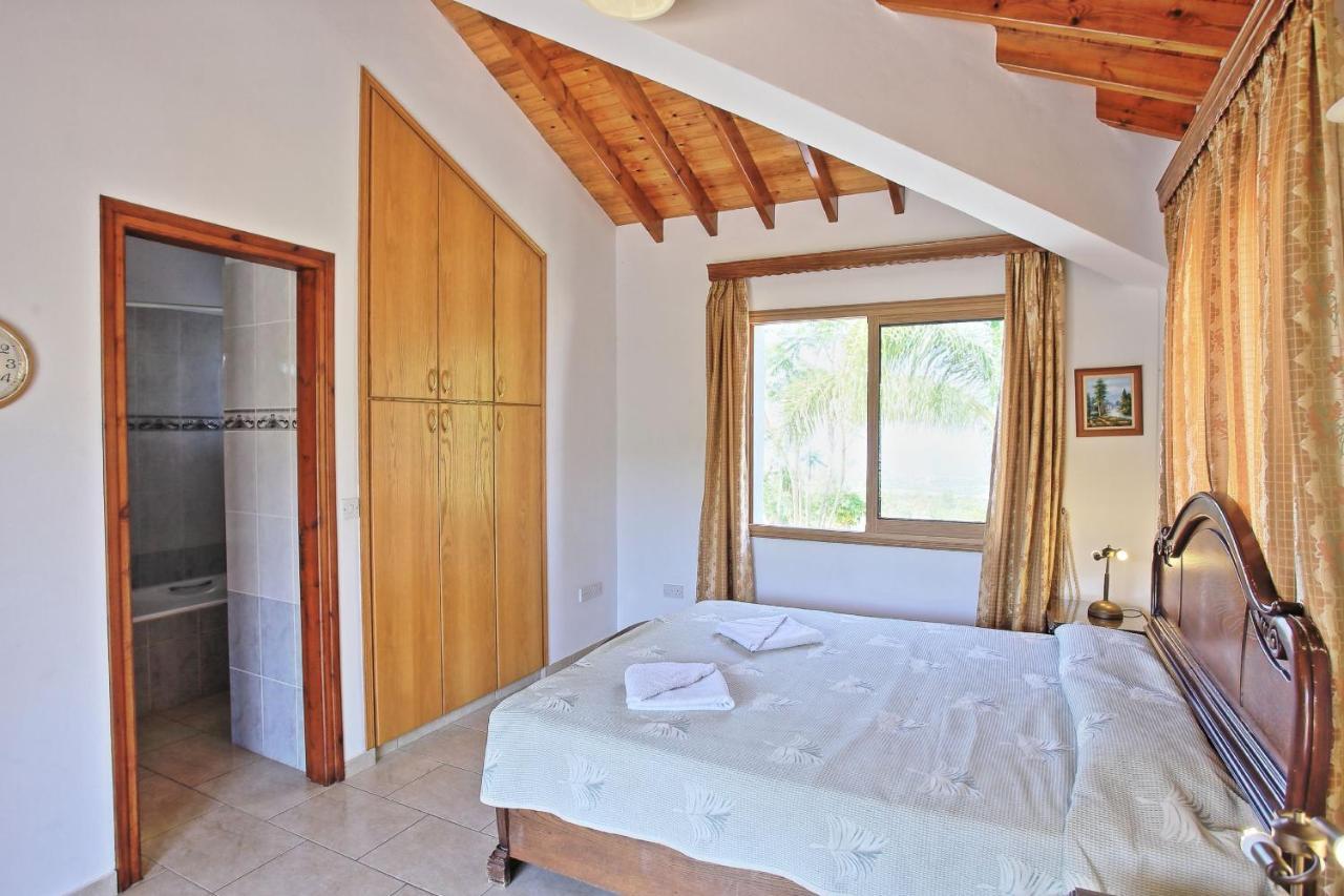 Marilena Sunset Villa 2 Agia Marina  Exterior photo