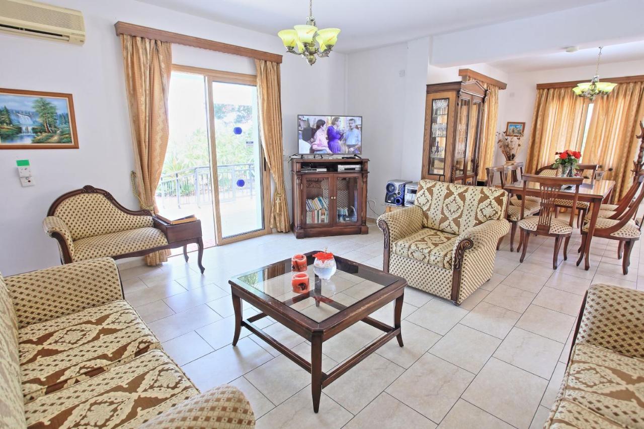 Marilena Sunset Villa 2 Agia Marina  Exterior photo