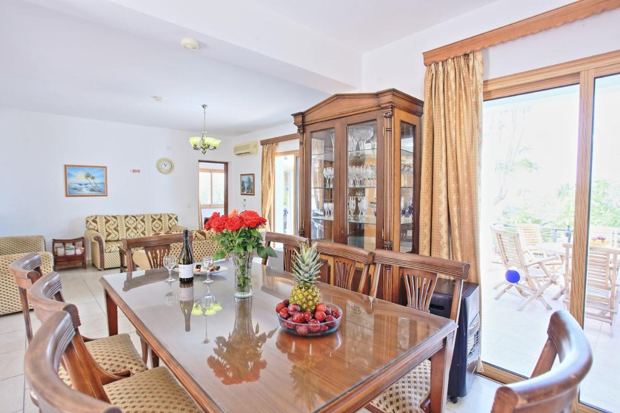 Marilena Sunset Villa 2 Agia Marina  Exterior photo